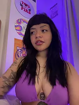 Snapshot of Ashley_Chriss chatting on February 2025 04:51:02 AM Ashley Chriss online show from February 2025 04:51:02 AM