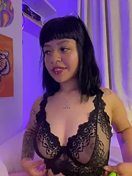 Snapshot of Ashley_Chriss chatting on March 2025 01:24:02 AM Ashley Chriss online show from March 2025 01:24:02 AM