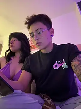 Snapshot of Ashley_Chriss chatting on September 2025 11:39:02 PM Ashley Chriss online show from September 2025 11:39:02 PM