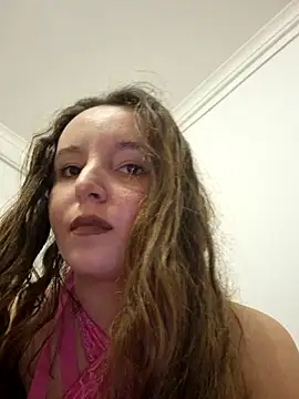 LineaDemie online show from October 2025 04:29:02 PM