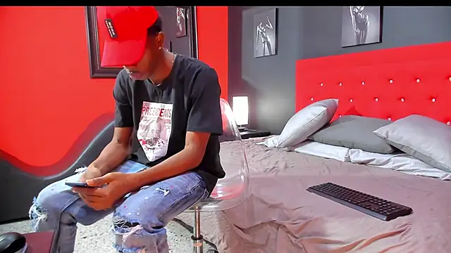 OraineBarrett online show from February 2025 08:03:02 PM