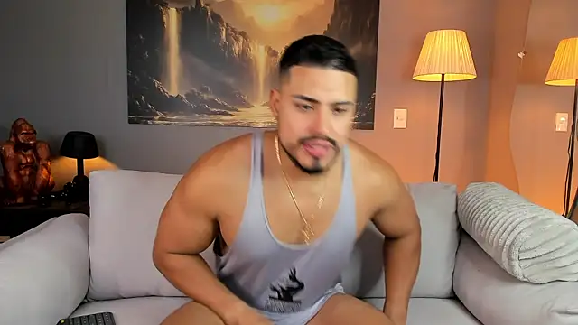 Snapshot of ApoloMakris chatting on January 2026 06:44:02 PM ApoloMakris online show from January 2026 06:44:02 PM