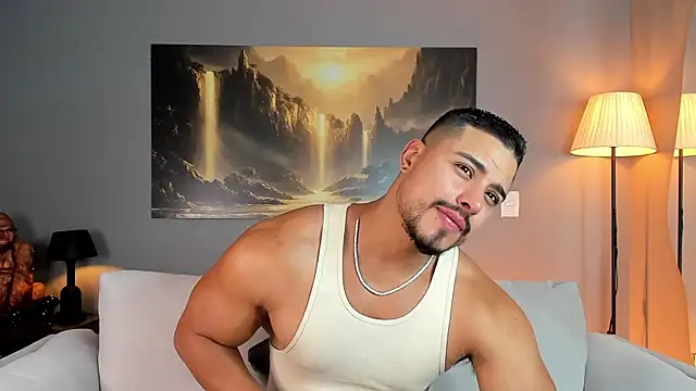 Snapshot of ApoloMakris chatting on April 2026 11:04:01 PM ApoloMakris online show from April 2026 11:04:01 PM