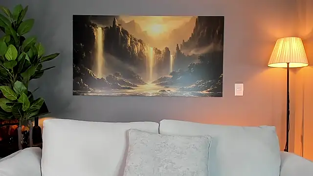 Snapshot of ApoloMakris chatting on April 2026 08:20:02 PM ApoloMakris online show from April 2026 08:20:02 PM