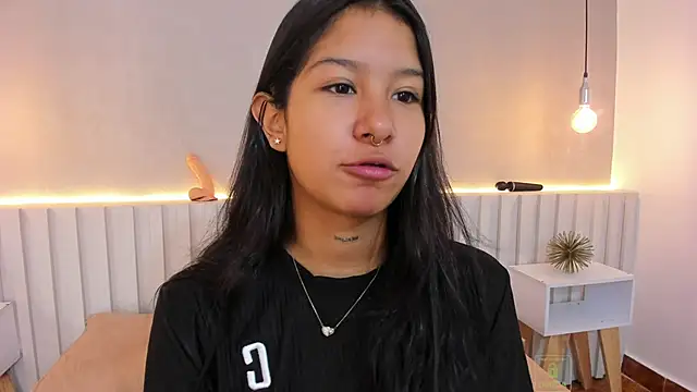 Snapshot of Aida_moreno chatting on January 2025 10:49:01 AM Aida moreno online show from January 2025 10:49:01 AM