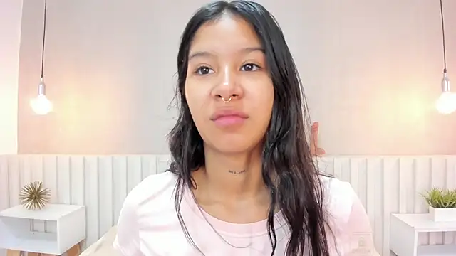 Snapshot of Aida_moreno chatting on January 2025 10:45:01 AM Aida moreno online show from January 2025 10:45:01 AM
