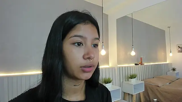 Snapshot of Aida_moreno chatting on February 2025 10:48:02 AM Aida moreno online show from February 2025 10:48:02 AM