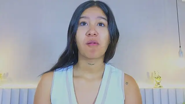 Snapshot of Aida_moreno chatting on September 2025 11:44:02 AM Aida moreno online show from September 2025 11:44:02 AM
