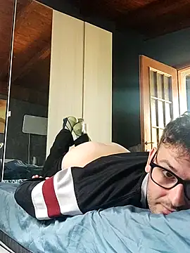 Snapshot of TheKing966 chatting on February 2026 12:37:02 PM TheKing966 online show from February 2026 12:37:02 PM