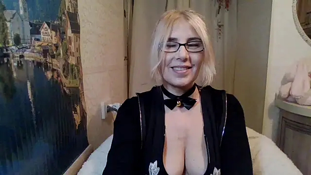 sweet raspberry online show from January 2025 04:40:01 PM