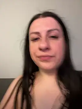 Snapshot of Evelinia chatting on March 2025 01:53:02 PM Evelinia online show from March 2025 01:53:02 PM