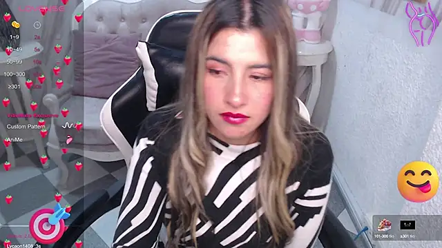 Snapshot of Valerie_b chatting on March 2025 09:21:01 AM Valerie b online show from March 2025 09:21:01 AM