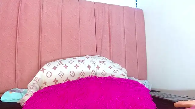 margiesfunnyhot303av online show from March 2025 06:12:02 AM