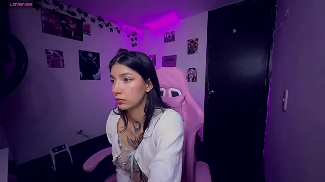 cami mila9 online show from April 2026 04:57:01 AM