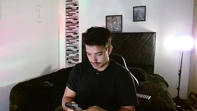 Ian Daviz online show from March 2026 01:26:02 PM