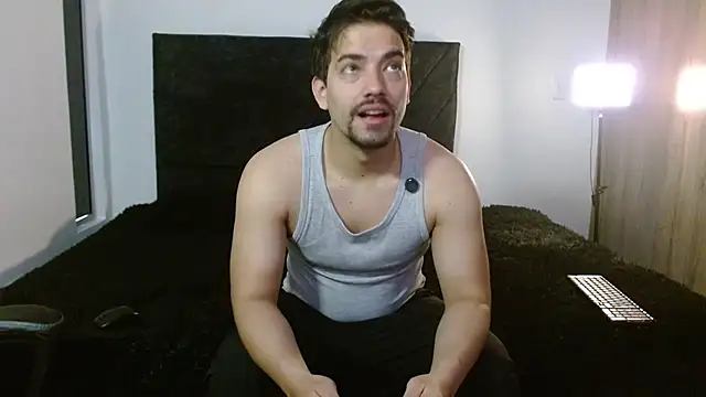 Snapshot of Ian_Daviz chatting on July 2026 03:18:02 PM Ian Daviz online show from July 2026 03:18:02 PM