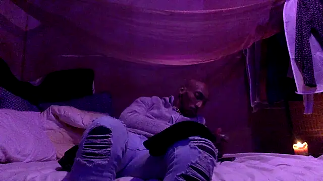 Snapshot of JdLove1 chatting on March 2025 07:05:02 AM JdLove1 online show from March 2025 07:05:02 AM