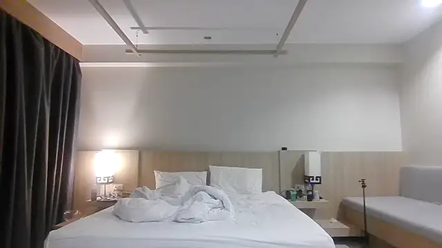 Snapshot of SweetSexySub chatting on September 2025 01:33:01 PM SweetSexySub online show from September 2025 01:33:01 PM