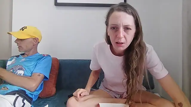 Snapshot of SweetSexySub chatting on September 2025 08:19:01 AM SweetSexySub online show from September 2025 08:19:01 AM