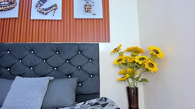 Snapshot of Zoe_pss chatting on October 2025 07:25:01 PM Zoe pss online show from October 2025 07:25:01 PM