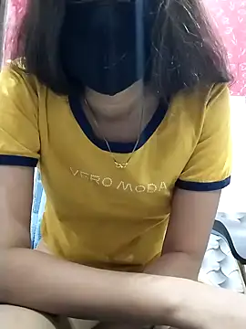 Snapshot of Kashish_18 chatting on December 2024 05:40:01 AM Kashish 18 online show from December 2024 05:40:01 AM