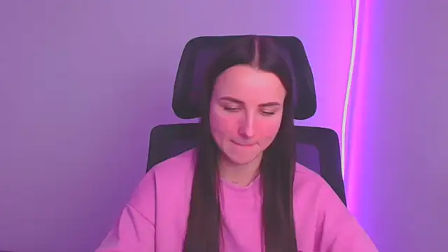 Snapshot of Eva_Janee chatting on January 2025 04:33:01 PM Eva Janee online show from January 2025 04:33:01 PM