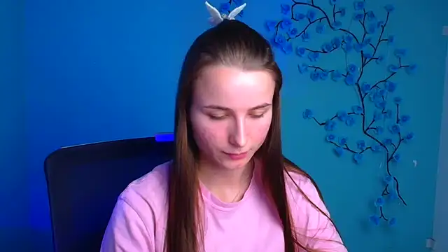Eva Janee online show from July 2026 11:14:01 AM
