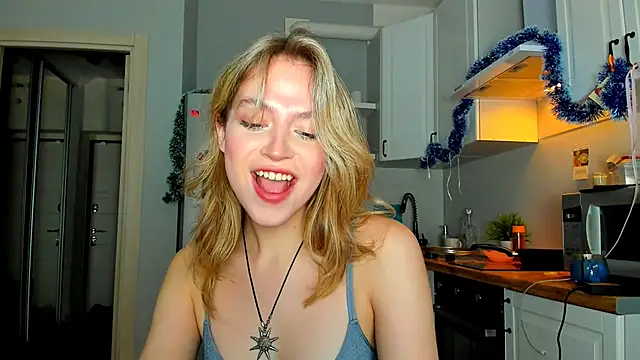 Snapshot of Niky__Jess chatting on January 2025 07:03:01 PM Niky Jess online show from January 2025 07:03:01 PM