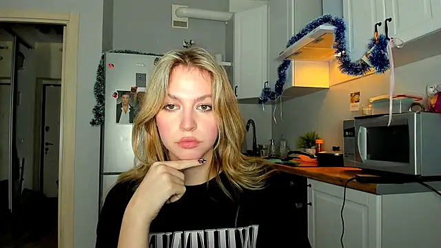 Snapshot of Niky__Jess chatting on January 2025 06:05:02 PM Niky Jess online show from January 2025 06:05:02 PM