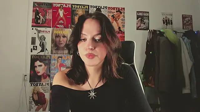 Niky  Jess online show from March 2026 06:54:01 PM