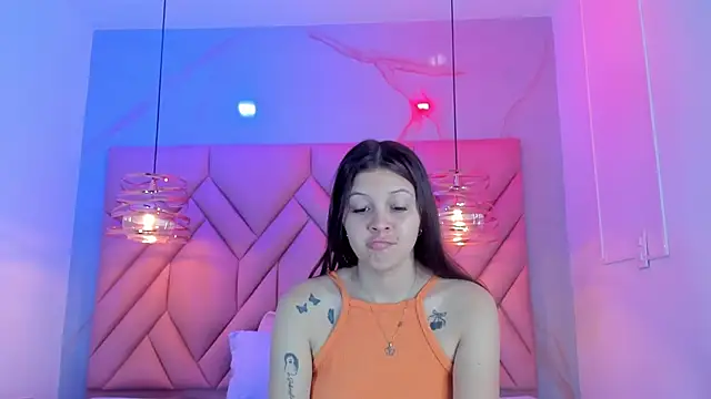 AngelaaCute  online show from August 2026 12:04:02 PM