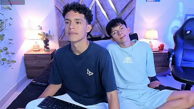 Snapshot of nickolas_moon chatting on September 2025 06:13:01 PM nickolas moon online show from September 2025 06:13:01 PM