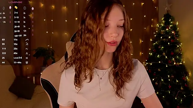 Snapshot of AliseVine chatting on December 2024 03:09:02 PM AliseVine online show from December 2024 03:09:02 PM