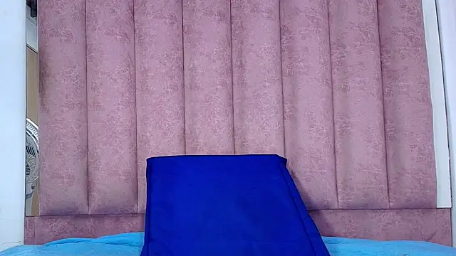 Snapshot of anisha_x chatting on October 2025 07:21:02 PM anisha x online show from October 2025 07:21:02 PM