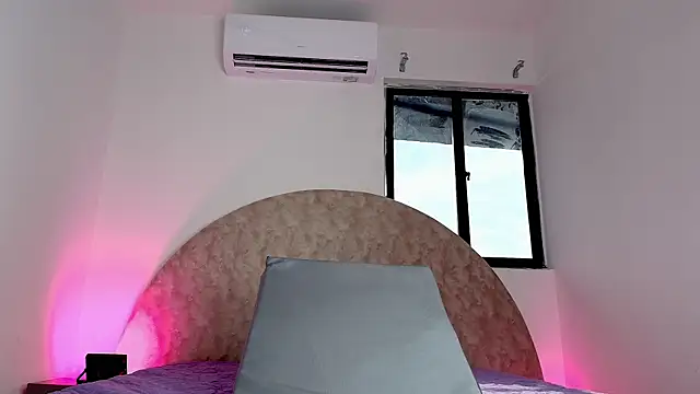 Snapshot of anisha_x chatting on November 2025 07:23:01 PM anisha x online show from November 2025 07:23:01 PM