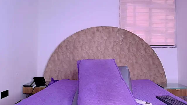 Snapshot of anisha_x chatting on March 2026 07:21:02 PM anisha x online show from March 2026 07:21:02 PM