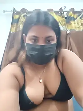 Hotmilfxox online show from February 2025 02:13:02 PM