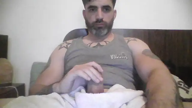 Snapshot of ozzypsico13 chatting on November 2025 02:10:01 AM ozzypsico13 online show from November 2025 02:10:01 AM