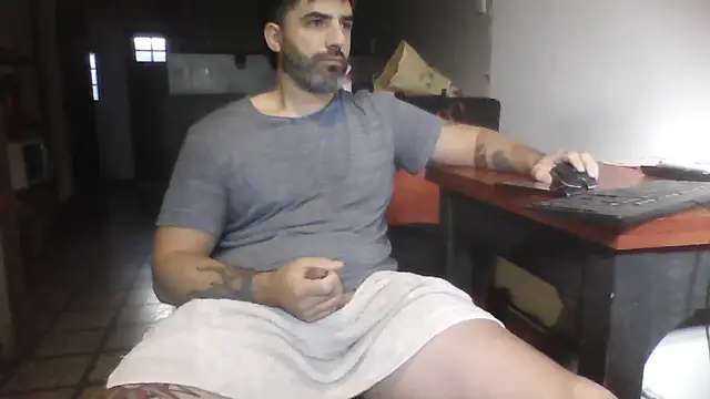 Snapshot of ozzypsico13 chatting on November 2025 11:21:01 AM ozzypsico13 online show from November 2025 11:21:01 AM