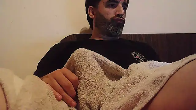 Snapshot of ozzypsico13 chatting on November 2025 04:33:02 AM ozzypsico13 online show from November 2025 04:33:02 AM