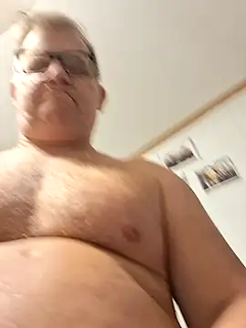 Snapshot of J83560Jason chatting on October 2025 07:38:01 PM J83560Jason online show from October 2025 07:38:01 PM