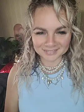candy queeen online show from June 2026 04:40:01 AM