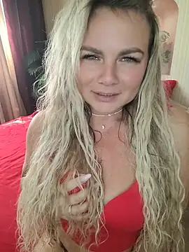 candy queeen online show from August 2026 04:15:02 AM
