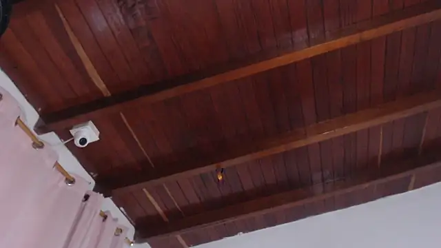 Amara Red online show from December 2025 11:25:02 AM