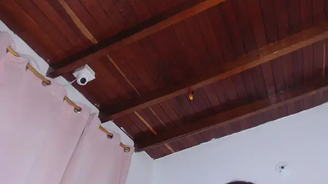 Amara Red online show from January 2026 11:26:01 AM