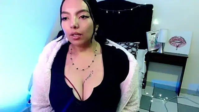 loren tits24 online show from June 2026 06:42:01 PM