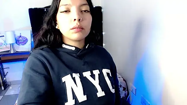 loren tits24 online show from August 2026 12:09:01 AM