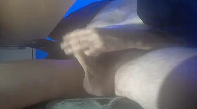 Snapshot of fanfancoquinFR chatting on December 2024 06:21:01 PM fanfancoquinFR online show from December 2024 06:21:01 PM