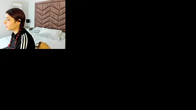 AnnyCherry  online show from October 2025 06:52:02 PM