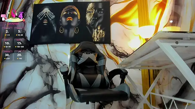 Snapshot of Thomas_shelbys chatting on October 2025 03:18:01 AM Thomas shelbys online show from October 2025 03:18:01 AM